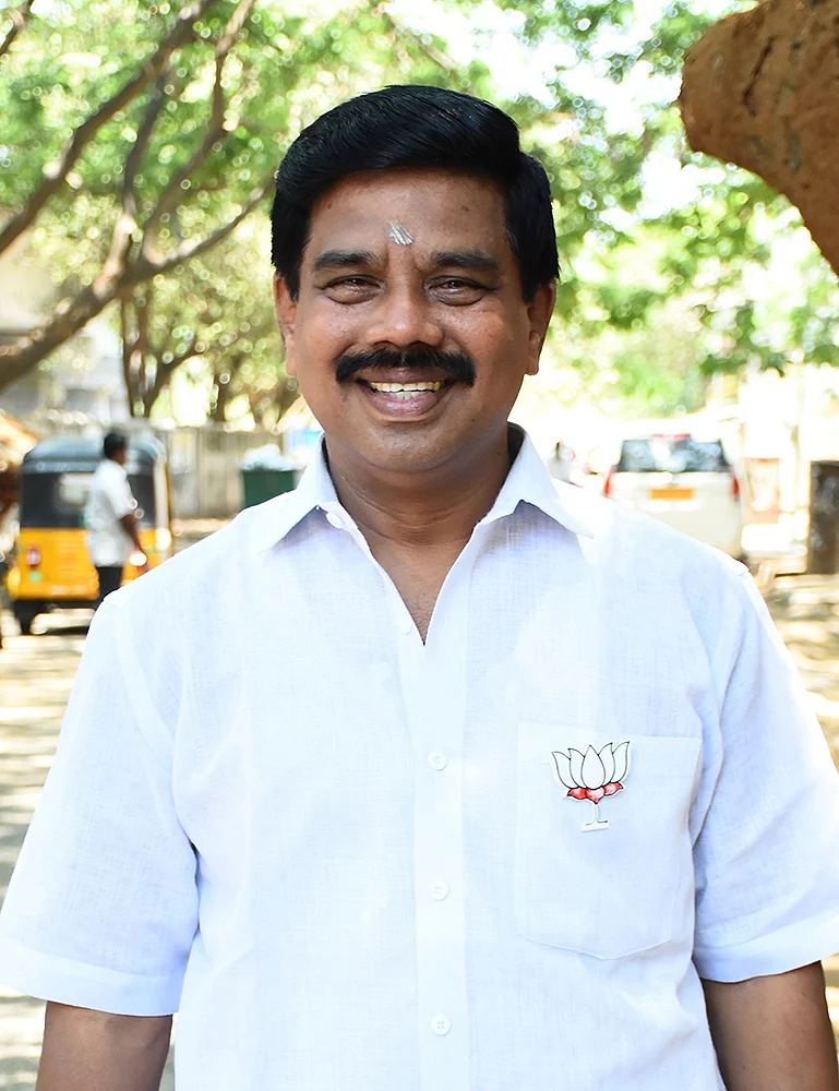 ஒன் பை டூ: நஷ்டத்தில் இயங்கும் பொதுத்துறை நிறுவனங்களைத் தனியார்மயமாக்குவது சரியா?