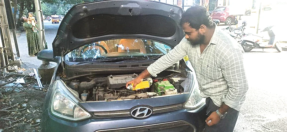 எலி... கார்களுக்கு கிலி!