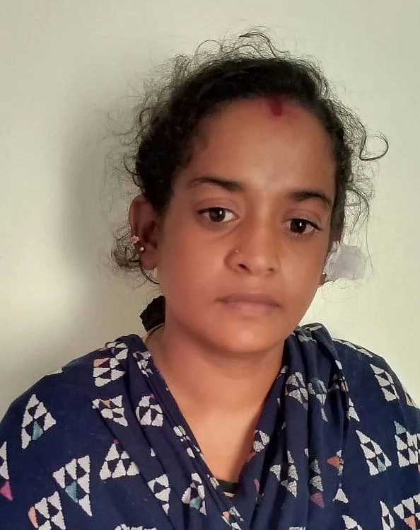 தினகரனின் மனைவி உஷாராணி