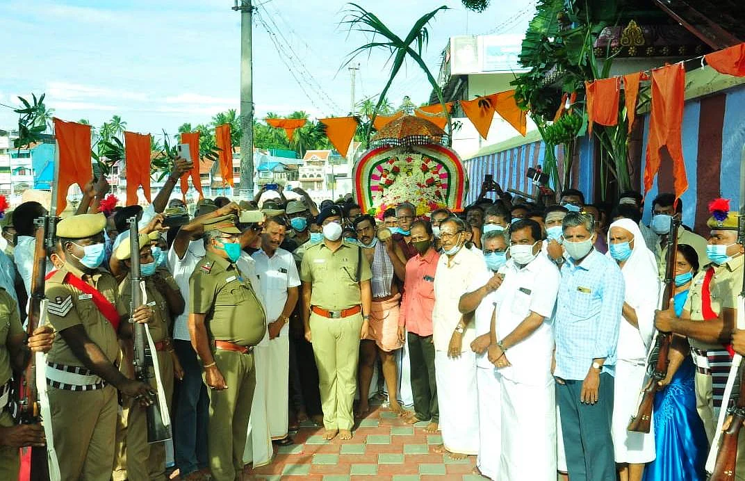 தமிழக-கேரள ஒற்றுமையை பறைசாற்றும் பத்மநாபபுரம் அரண்மனை நவராத்திரி விழா சுவாமி புறப்பாடு!