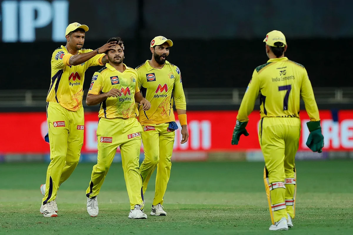 தோனியால் தோற்றோம்... தாக்கூரால் தன்னம்பிக்கை பெற்றோம்... இரட்டை தோல்வியில் இருந்து சென்னை மீளுமா?