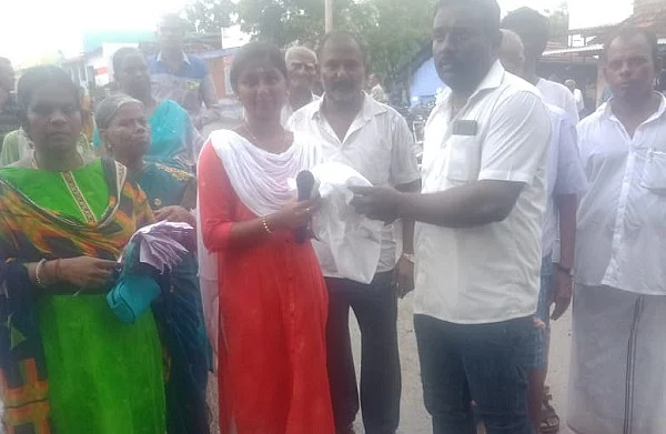 வெற்றி பெற்ற பொறியியல் மாணவி ஸாருகலா