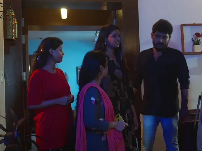 AKS - 43 | பெண் தன் குடும்பத்தினர் மீது நம்பிக்கை இருந்தால் பொய் சொல்வாளா?!