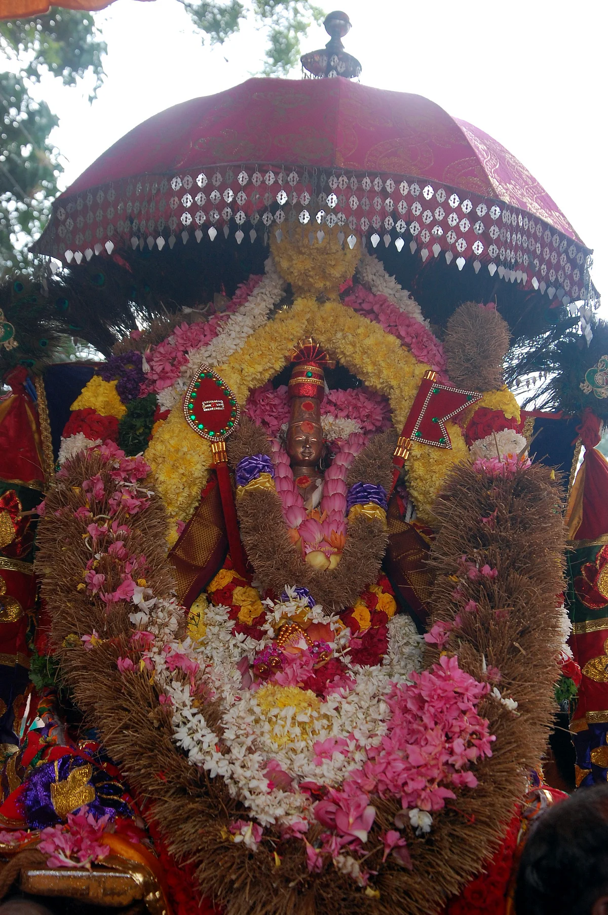 தமிழக-கேரள ஒற்றுமையை பறைசாற்றும் பத்மநாபபுரம் அரண்மனை நவராத்திரி விழா சுவாமி புறப்பாடு!
