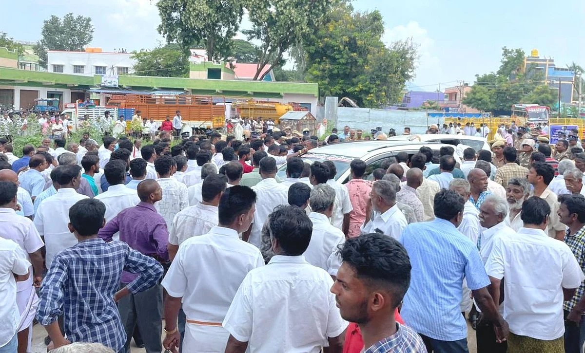 மோதிக்கொண்ட தி.மு.க-வின் இருத்தரப்பு
