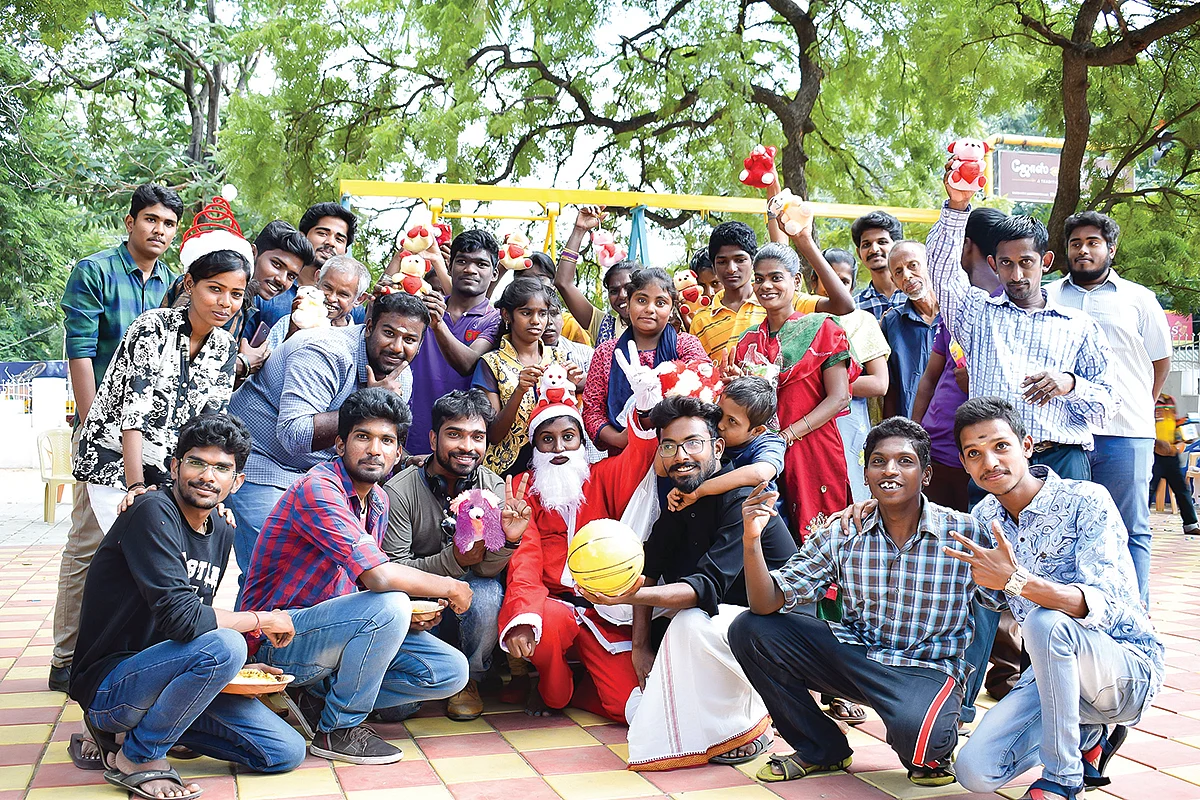 அடித்தட்டு மக்களுக்கு உதவும் ‘படிக்கட்டுகள்’!