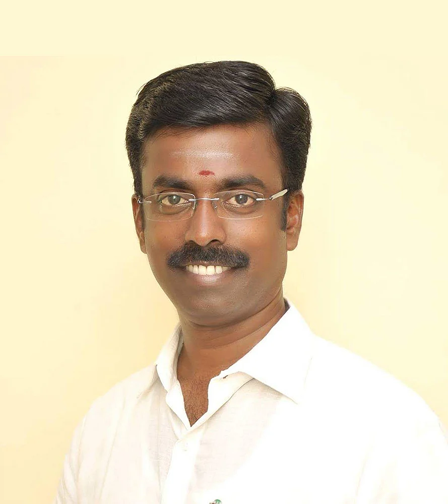பாபு முருகவேல்
