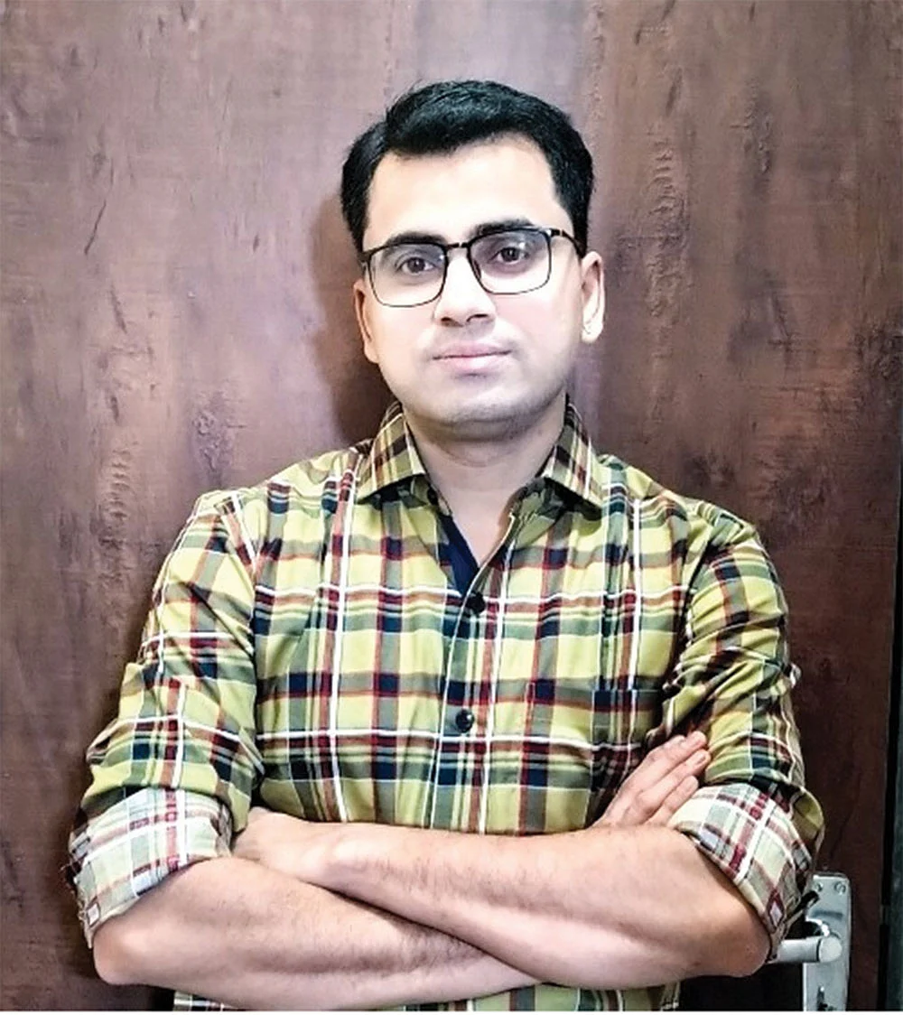 ஜெய்பிரகாஷ் தோஷ்னிவால்
சீனியர் ஈக்விட்டி ரிசர்ச் அனலிஸ்ட் &
ஃபண்ட் மேனேஜர் - ஈக்விட்டி,
எல்.ஐ.சி மியூச்சுவல் ஃபண்ட் அஸெட் மேனேஜ்மென்ட் லிட்