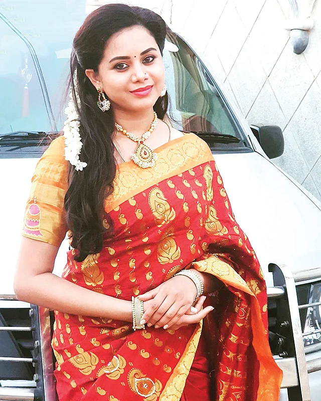 விகடன் TV: ரிமோட் பட்டன்