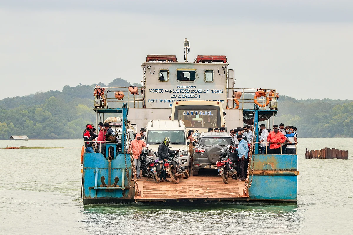 Into the Ghats