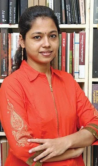 நிர்மலா கொற்றவை