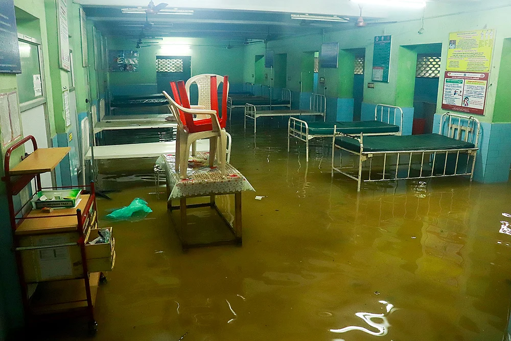 நீருக்குள் மூழ்கிடும் சென்னை! - மீட்கும் வழி என்ன?