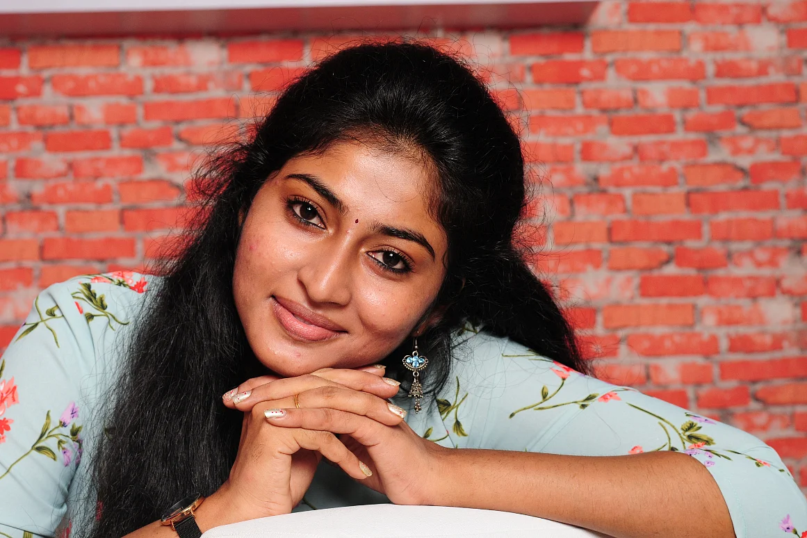 Vaishnavi Arulmozhi