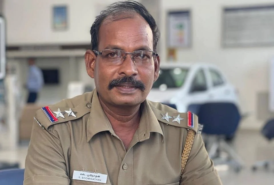 எஸ்.ஐ பூமிநாதன்