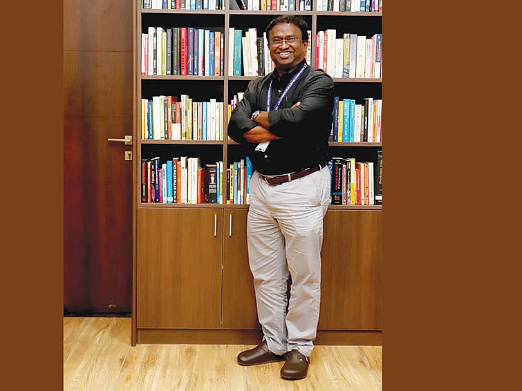 “எங்கள் கல்லூரியில் பரீட்சை கிடையாது!’’ சொல்கிறார் ‘லிபா’ இயக்குநர் ஜோ.அருண்