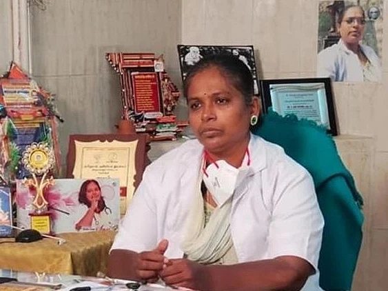 பதவி பறிப்பு, அமைச்சரின் நேரடி விசாரணை; மருத்துவர் அனுரத்னா விவகாரத்தில் என்ன நடந்தது?