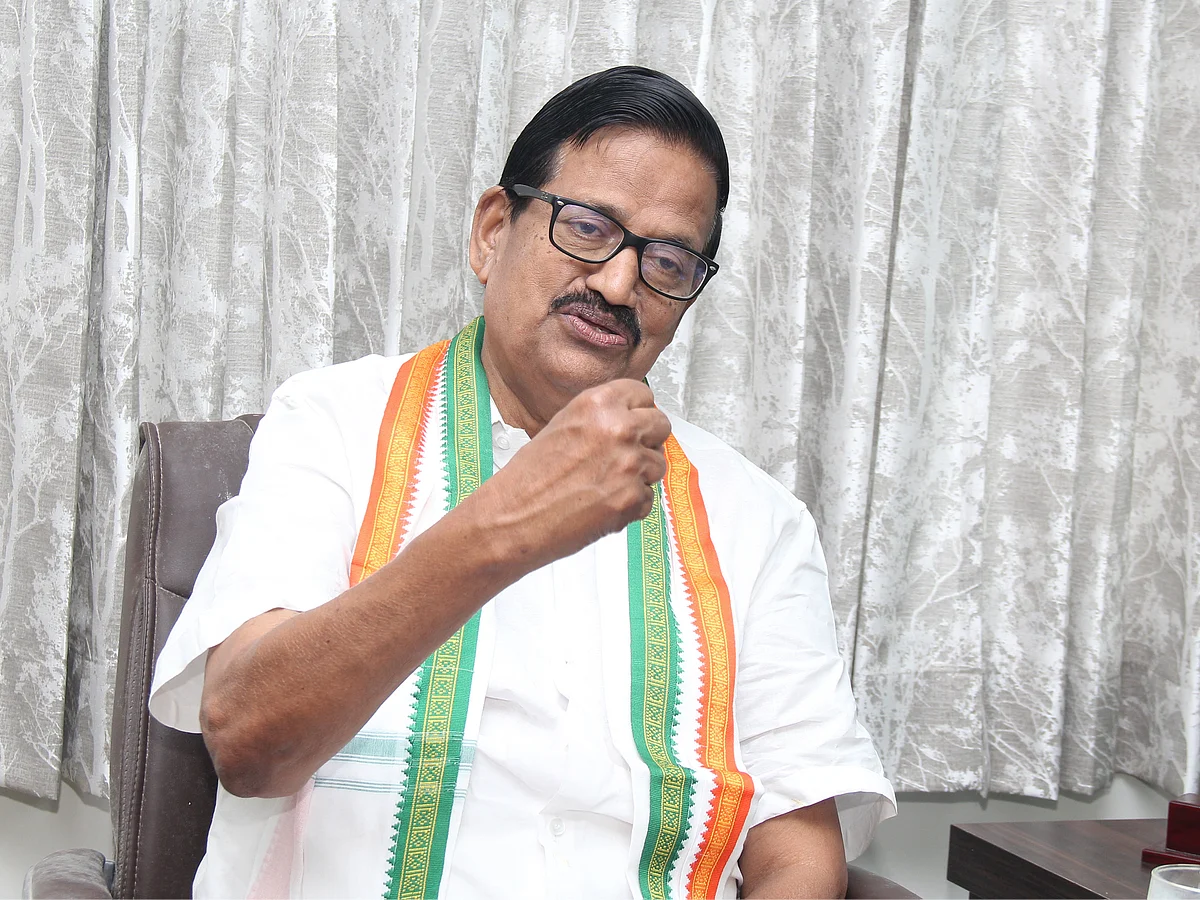 “சோனியா காந்தி, ‘தற்காலிகத் தலைவர்’ என்பது ஒரு டெக்னிக்கல் வார்த்தை மட்டுமே!”