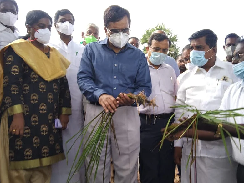 `ஏக்கருக்கு ₹30,000; குடும்பத்துக்கு ₹10,000 வேண்டும்!' - மத்திய குழுவிடம் விவசாயிகள் கோரிக்கை