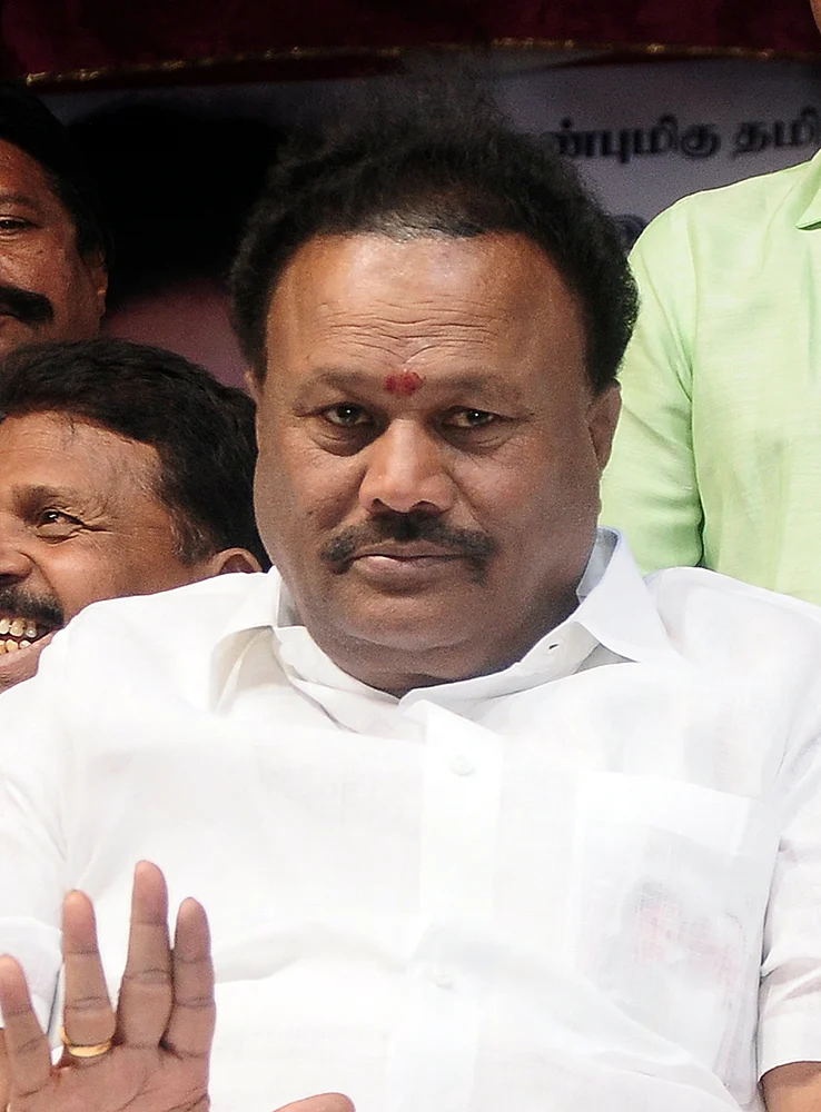 வழிதெரியாமல் தவிக்கும் வழிகாட்டுதல் குழு! - தடுமாறும் அ.தி.மு.க!