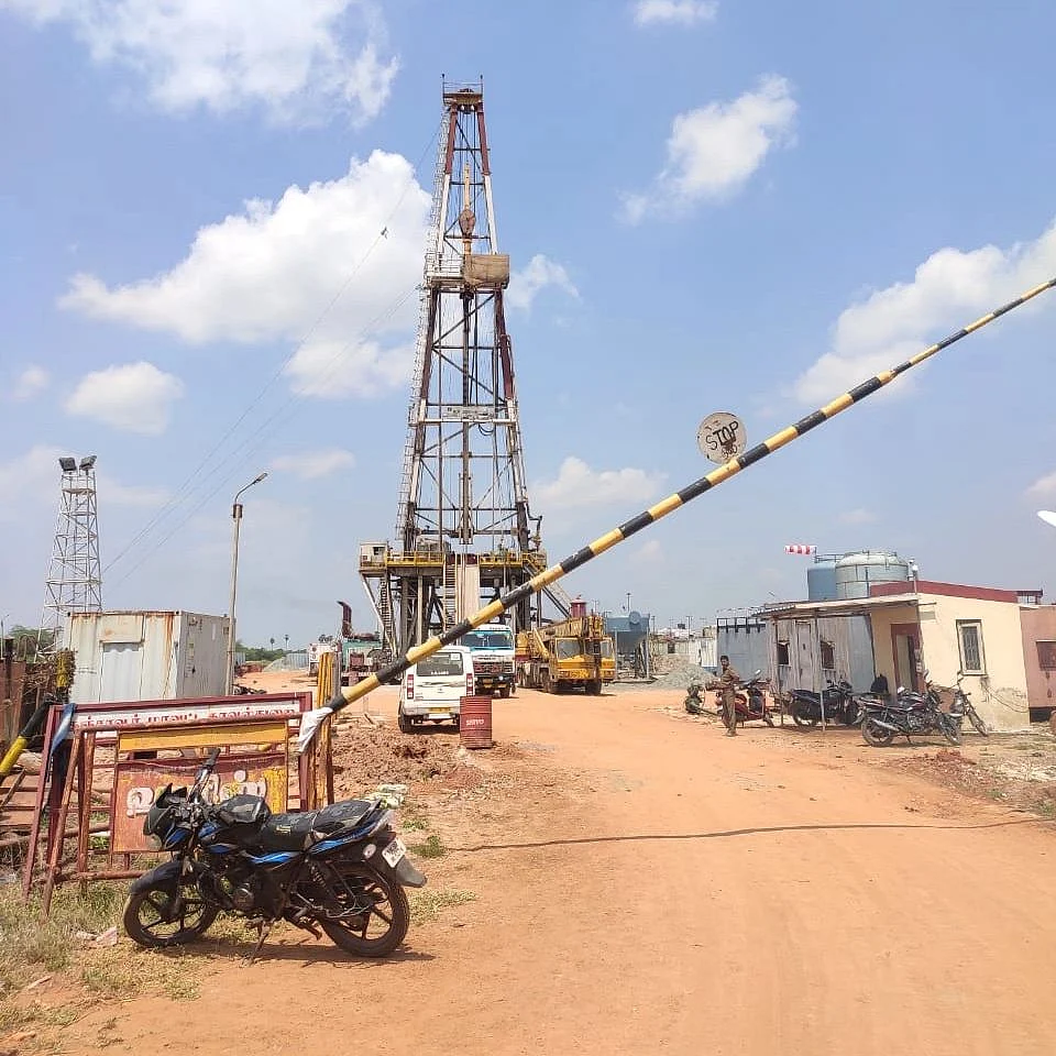 பெட்ரோகெமிக்கல் தொழிற்சாலை