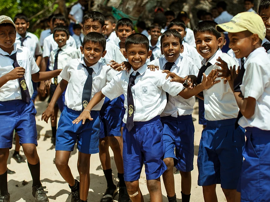 எறி... ஓடு… சேரு... அடுக்கு - இது 90ஸ் கிட்ஸின் ஆட்டம்!