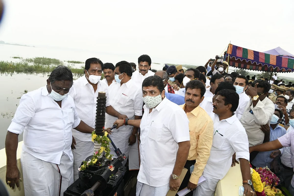சமீபத்தில் திமுக அமைச்சர்களால் தண்ணீர் திறந்தபோது