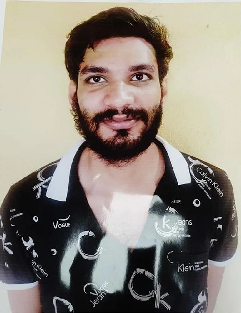 ஆட்டம்காட்டும் சர்வதேச ஹேக்கர் ஸ்ரீகி... கிடுகிடுத்துப்போன கர்நாடக அரசியல்!