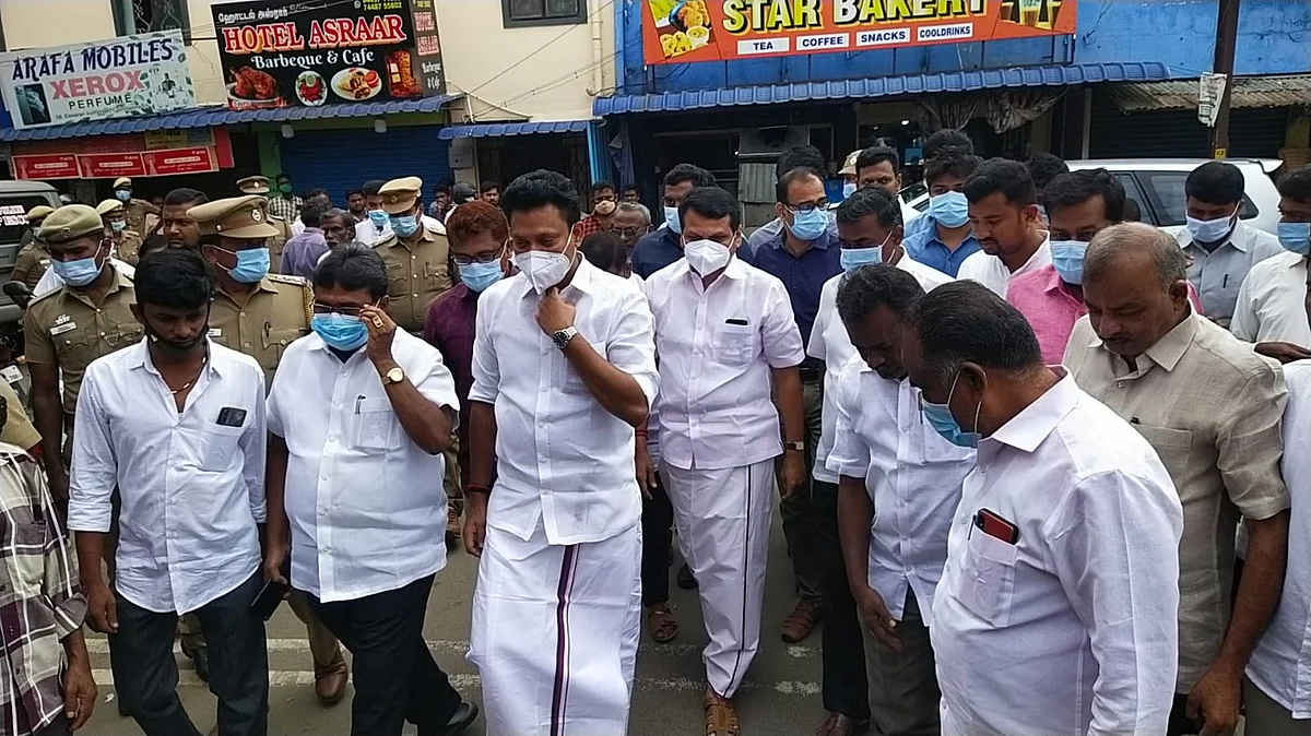 மகேஷ் பொய்யாமொழி, செந்தில் பாலாஜி