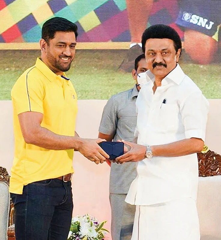 Chennai super kings: தல - தளபதி!