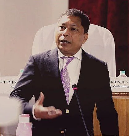 மேகாலயா காங்கிரஸ் கட்சியின் முன்னாள் முதல்வர் முகுல் சங்மா