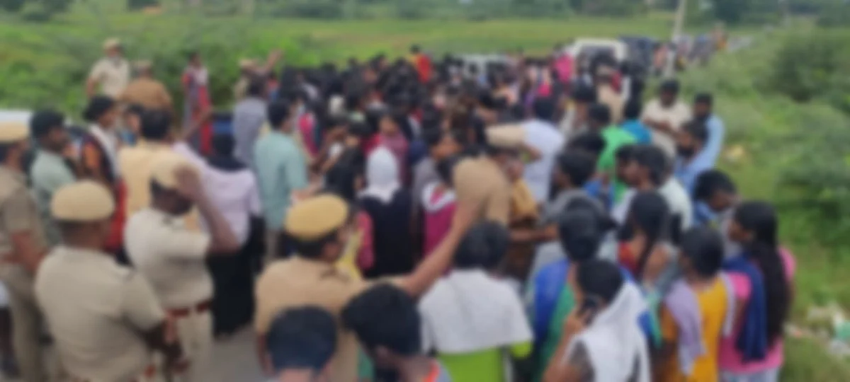 மாணவிகள்