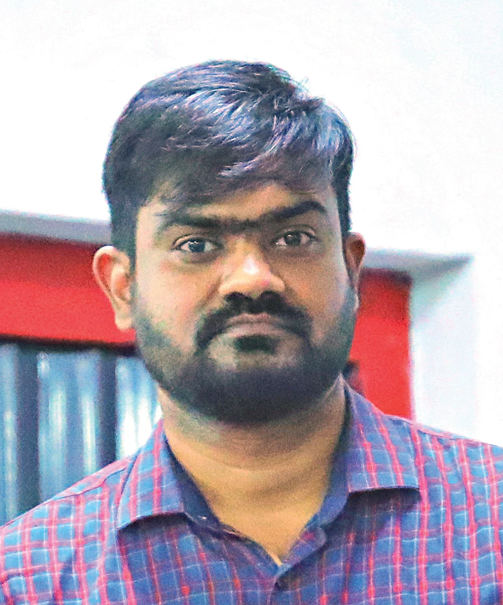 சுரேஷ் ஆறுமுகம்
