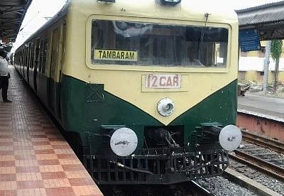 சென்னை: மகளிருக்கான ரயில் பெட்டியில் ஆபாச செயல்! - பெண் பத்திரிகையாளரால் சிக்கிய இளைஞர்