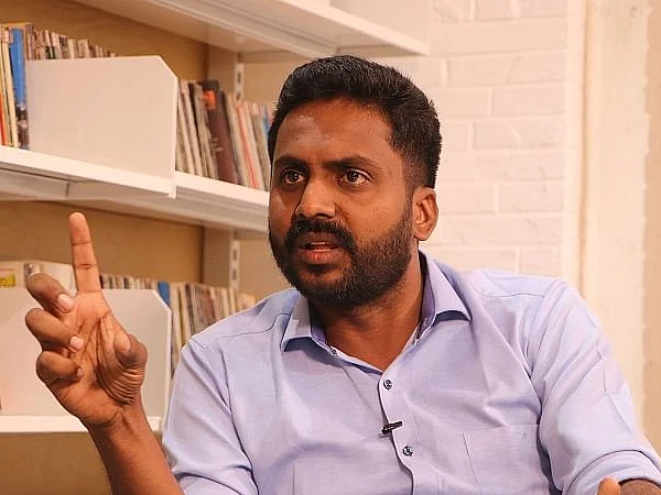 `முதல்வர் வாழ்த்து சொல்வது தன் விருப்பம்தானே தவிர, கட்டாயம் அல்ல!' - விளக்குகிறார் இராஜீவ் காந்தி