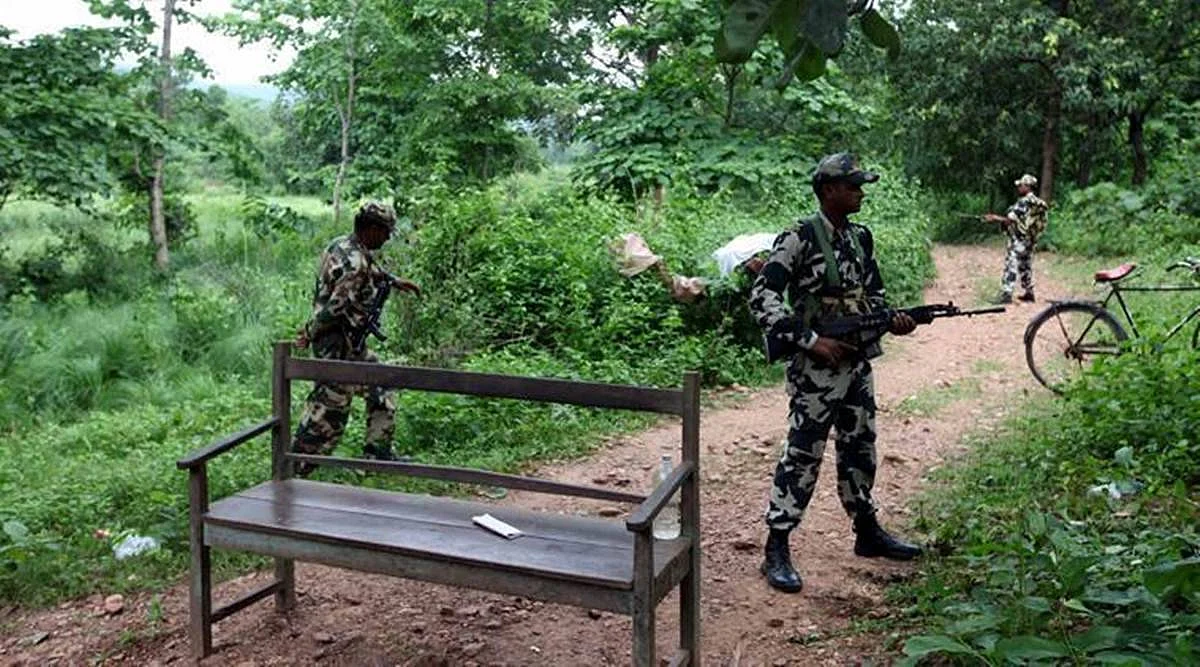 ரோந்துப் பணியில் சிறப்புப் படை