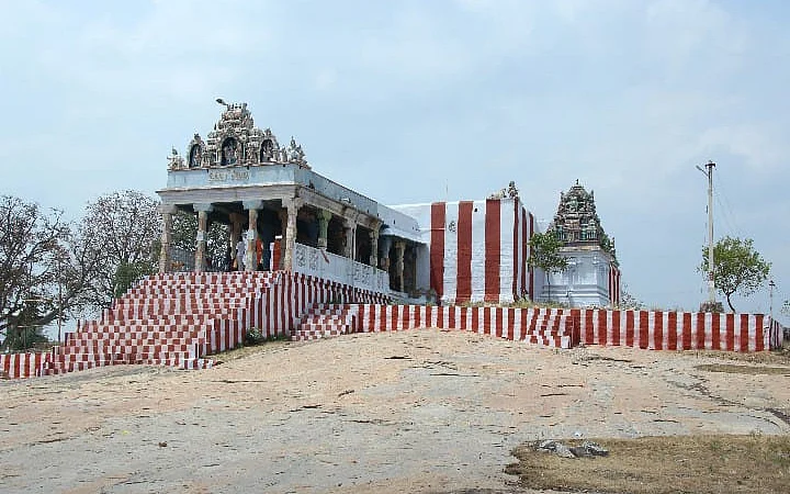 திருச்சுனை அகஸ்தீஸ்வரர் கோயில்