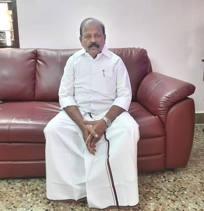 நகரச் செயலாளர் புகழேந்தி