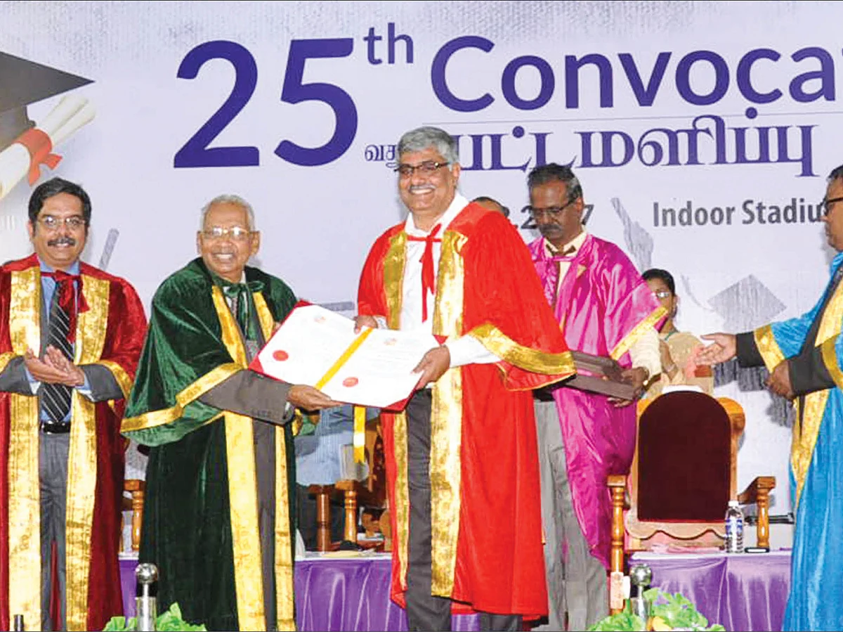 தமிழ் நெடுஞ்சாலை - 33 - மதிப்புறு முனைவர்!