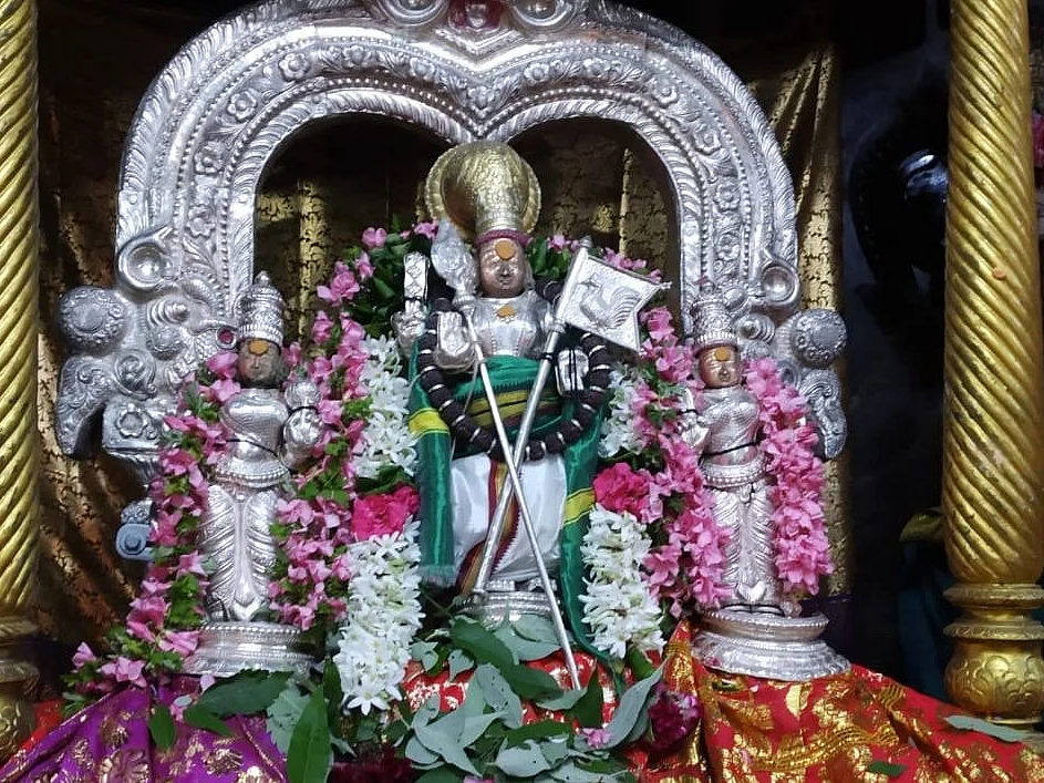 கந்த சஷ்டி ஆரம்பம்... புகழ்பெற்ற மயிலம் முருகன் கோயிலின் சிறப்புகள் என்ன?