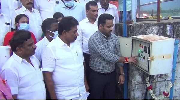 நீர்த்தேக்கத்தில் இருந்து தண்ணீர் திறப்பு