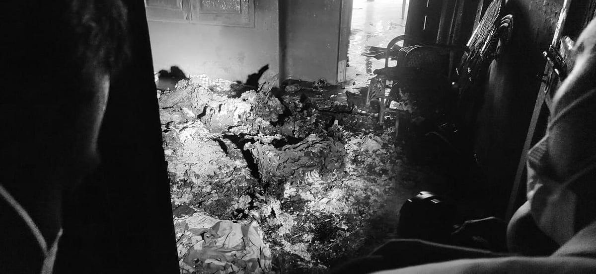 ராமநாதபுரம்: வீட்டுக்குள் எரிந்த நிலையில் இறந்து கிடந்த தாய், மகள் - தற்கொலையா, கொலையா? 