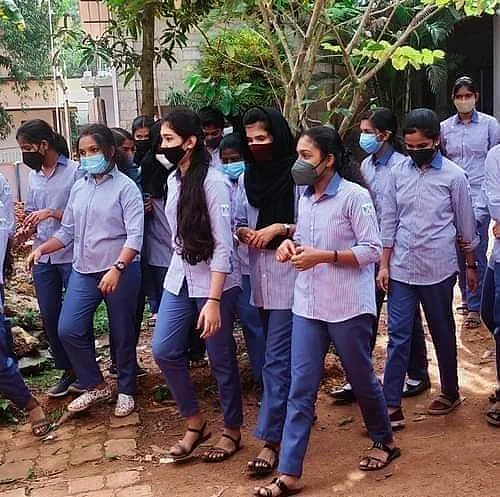 கேரள அரசுப் பள்ளிகளில் 'ஜெண்டர் நியூட்ரல் யூனிஃபாம்'