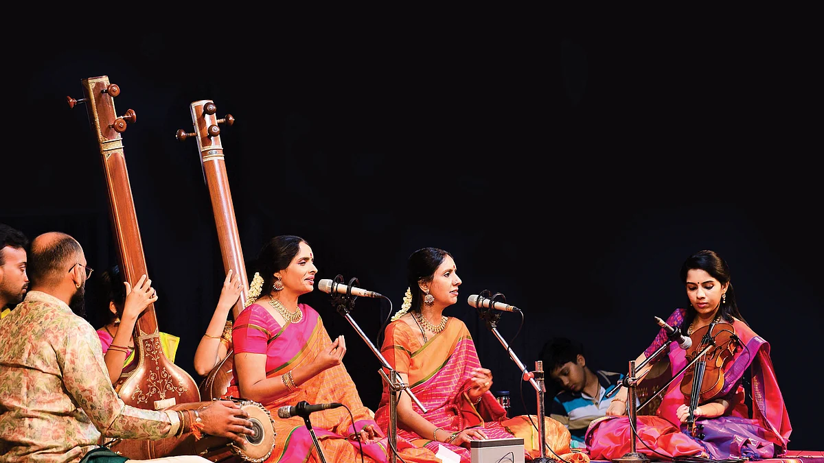 ரஞ்சனி, காயத்ரி சகோதரிகள்