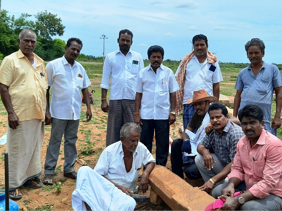புதுக்கோட்டை: 1000 ஆண்டுகளுக்கு முந்தைய நினைவுத்தூண் கல்வெட்டுகள் கண்டுபிடிப்பு!
