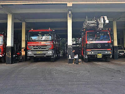 தீயணைப்பு வாகனம்