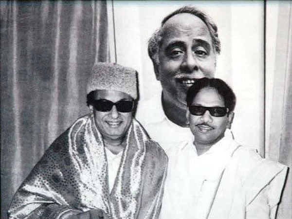 எம்.ஜி.ஆர். சிலைக்கு தமிழக அரசு சார்பில் மரியாதை: அதிமுகவை அதிரவைத்த திமுக அரசின் 'மூவ்'