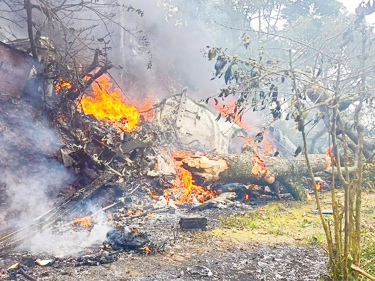 பனிமூட்டமா... தொழில்நுட்பக் கோளாறா? - வேகமெடுக்கும் ஹெலிகாப்டர் விபத்து விசாரணை!