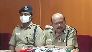 தாமரைக்கண்ணன்