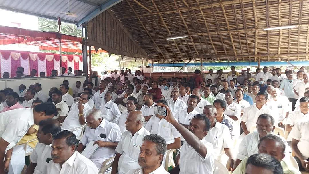 திமுக நிர்வாகிகள்