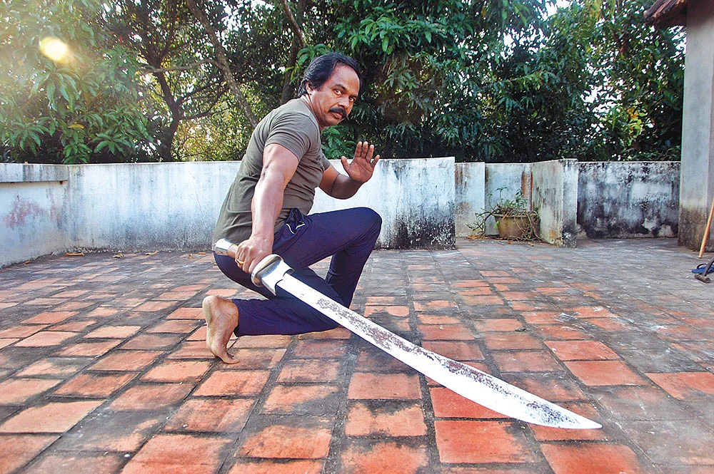 மனோ தங்கராஜ்